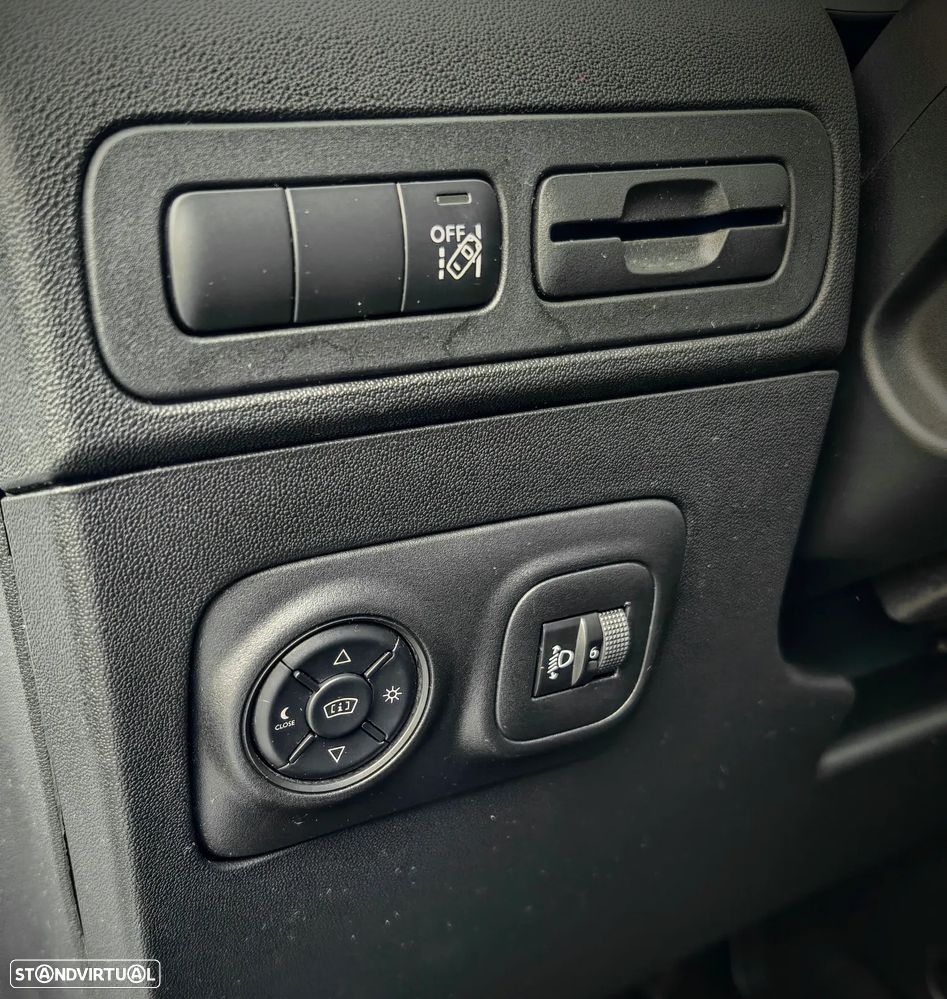 Citroën C3 Aircross BlueHDI 120 Stop & Start EAT6 SHINE PACK - 12