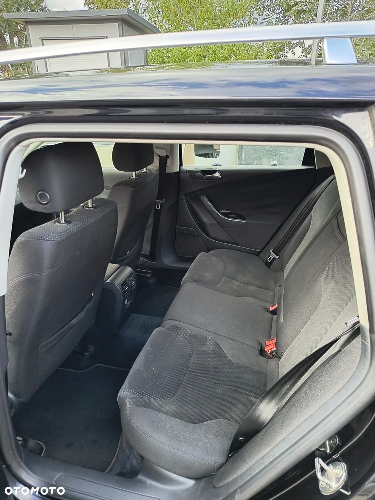 Volkswagen Passat 2.0 TDI 4Mot Highline - 11