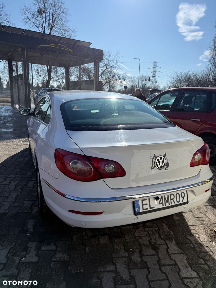 Volkswagen Passat 2.0 TDI DPF Highline DSG - 3