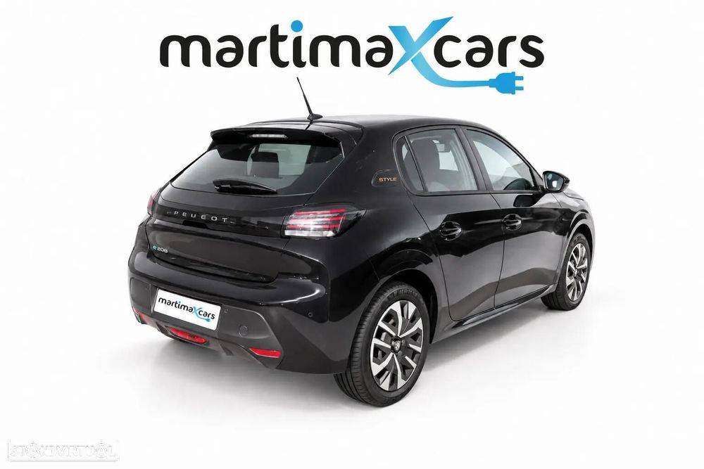 Peugeot E-208 2025 photo 4