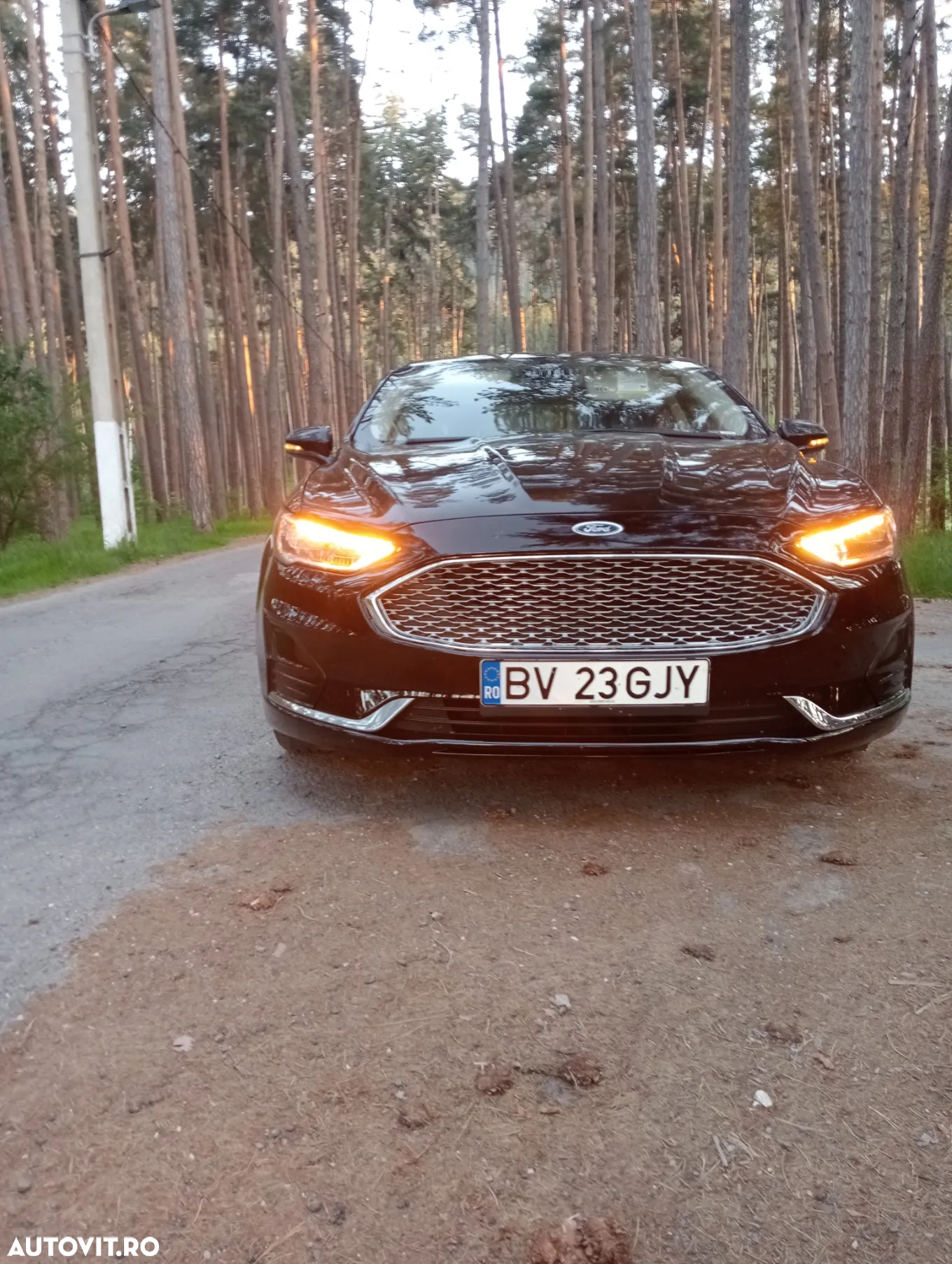 Ford Mondeo 2.0 HEV Titanium - 16
