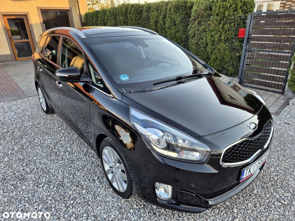 Kia Carens 2.0 GDI Edition 7 - 17