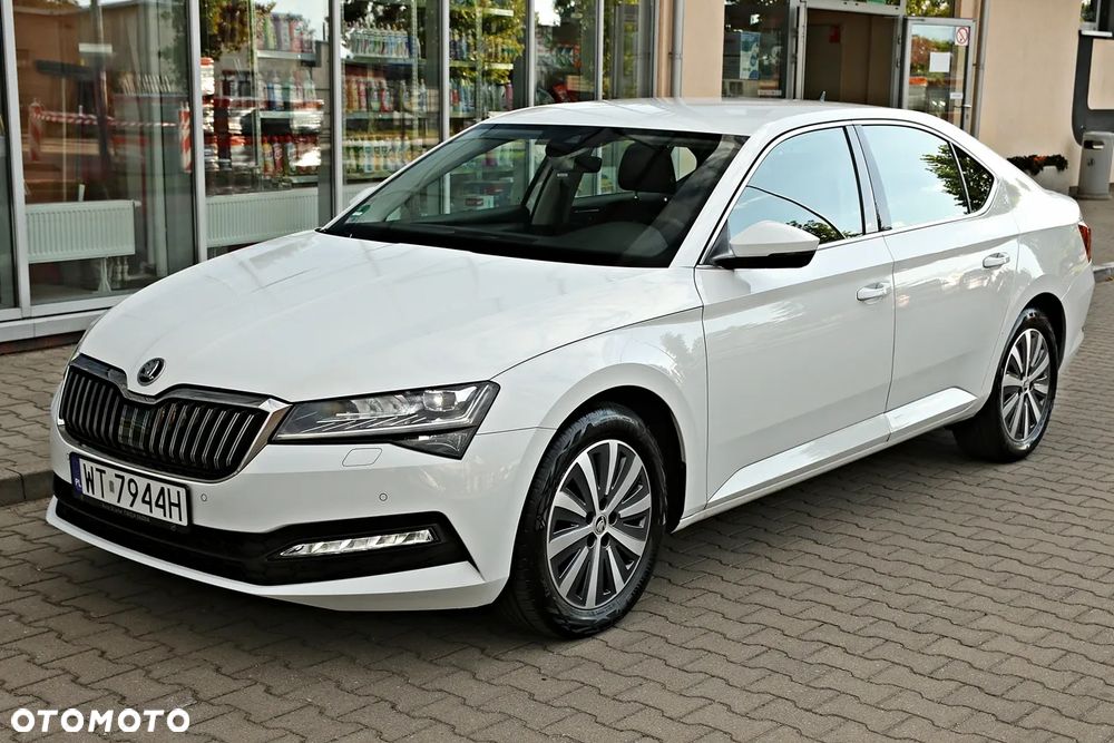 Skoda Superb 1.5 TSI Ambition DSG - 8
