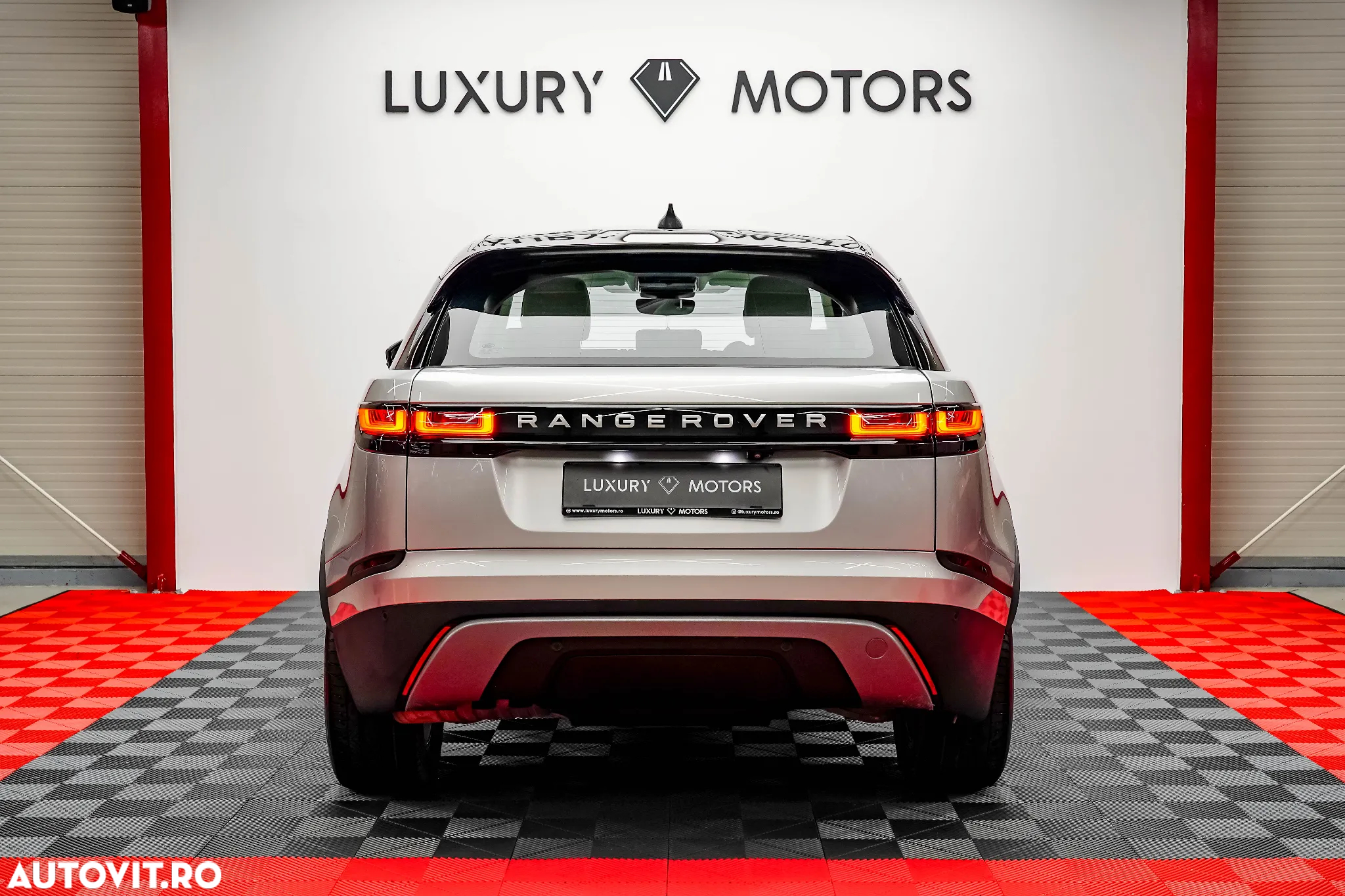 Land Rover Range Rover Velar 2.0 - 13