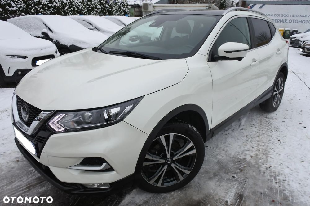 Nissan Qashqai 1.2 DIG-T Xtronic TEKNA - 2