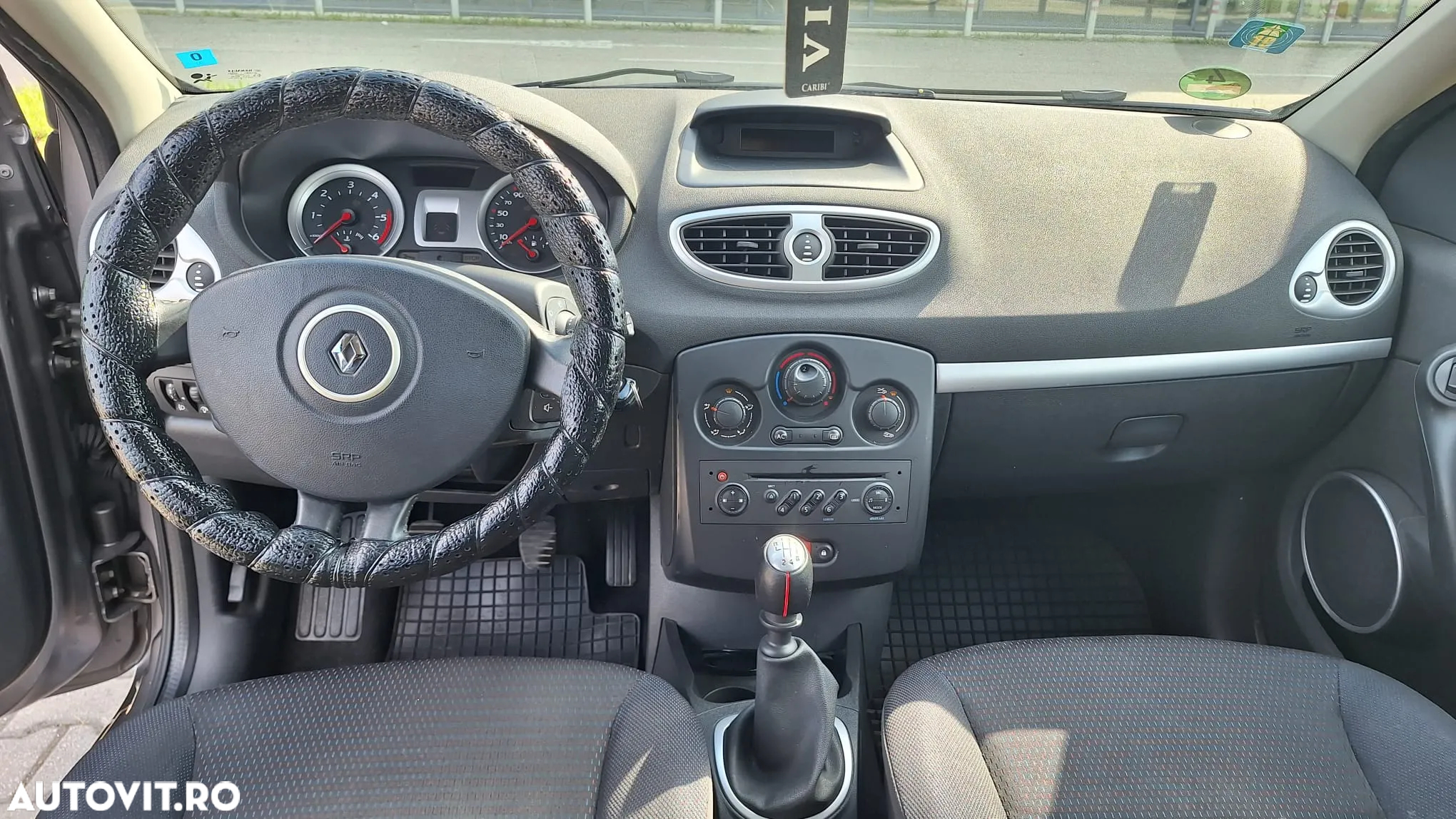 Renault Clio 1.5 dCi ESP FAP Dynamique - 7