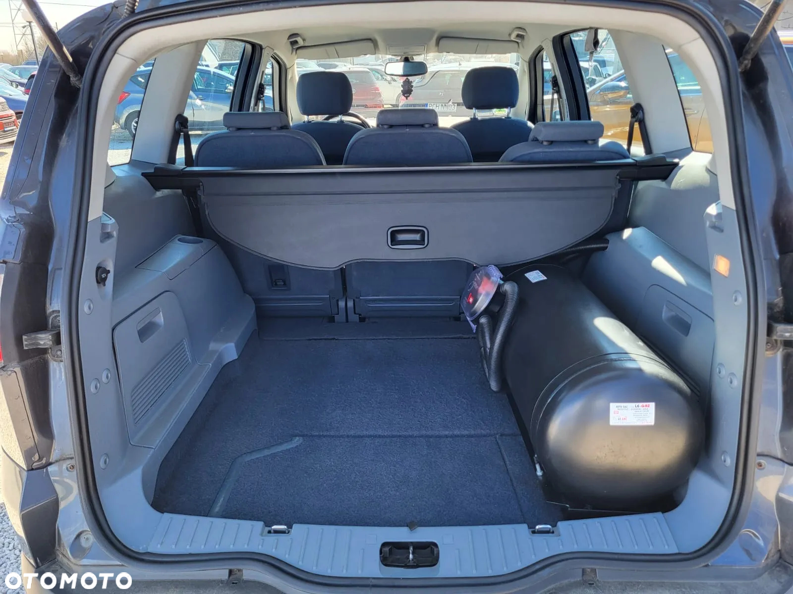 Ford S-Max - 27
