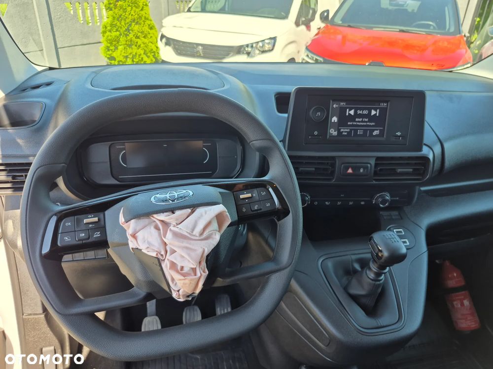 Toyota Proace City - 12