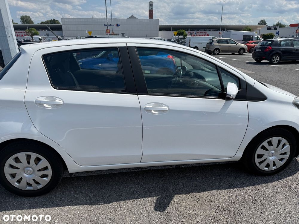 Toyota Yaris 1.33 Premium - 5