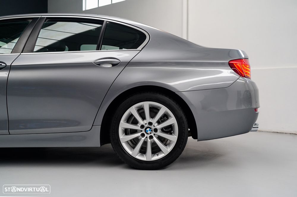 BMW 520 d Auto - 23