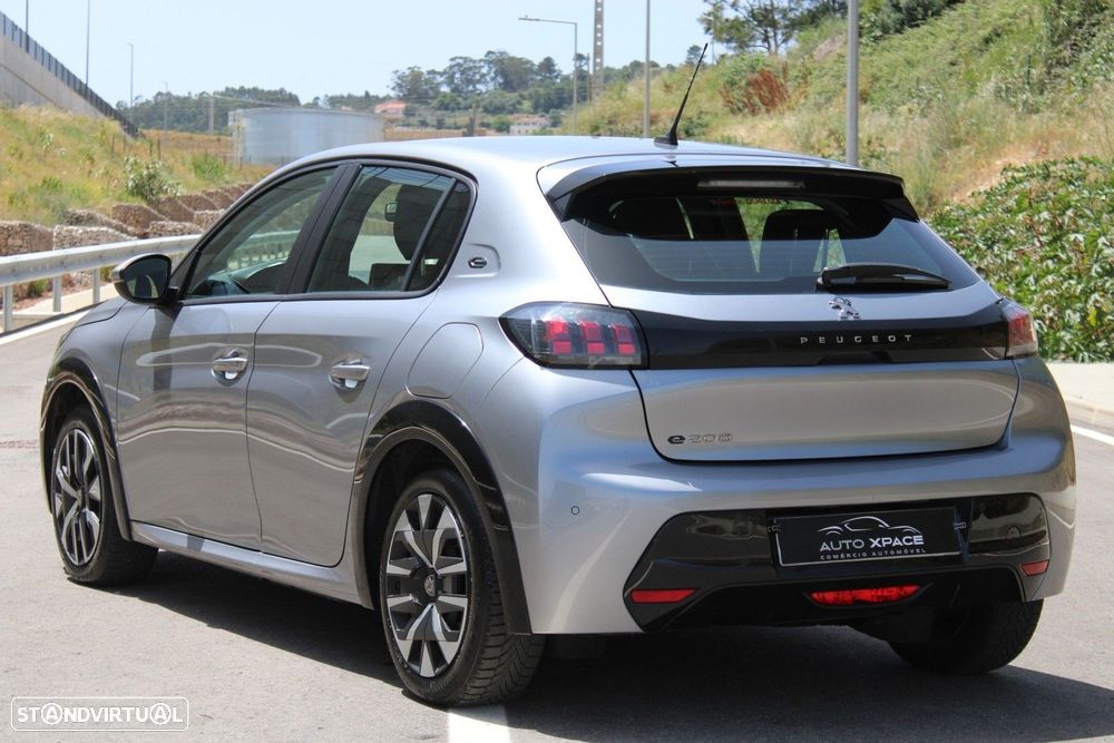 Peugeot e-208 50 kWh Allure - 4