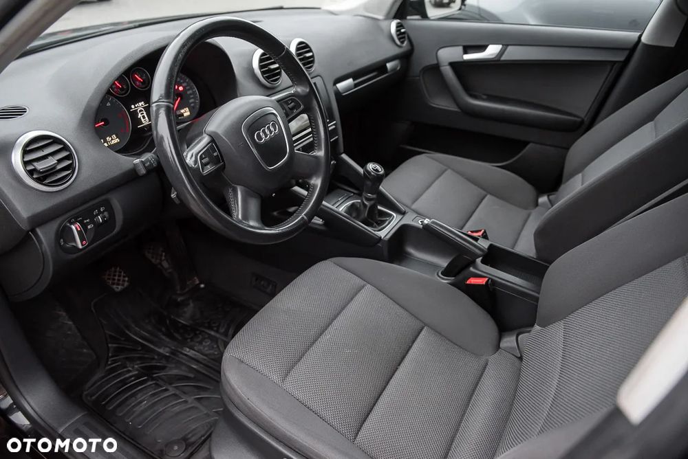 Audi A3 Sportback - 7