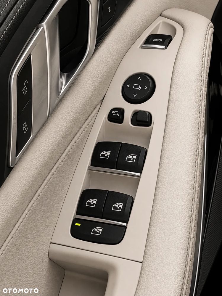 BMW X5 xDrive40d mHEV - 18
