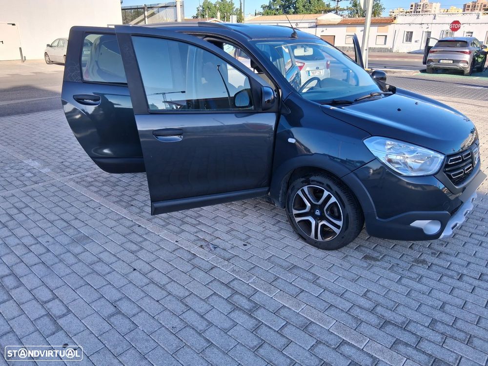 Dacia Lodgy 1.5 Blue dCi SL Go 7L - 10