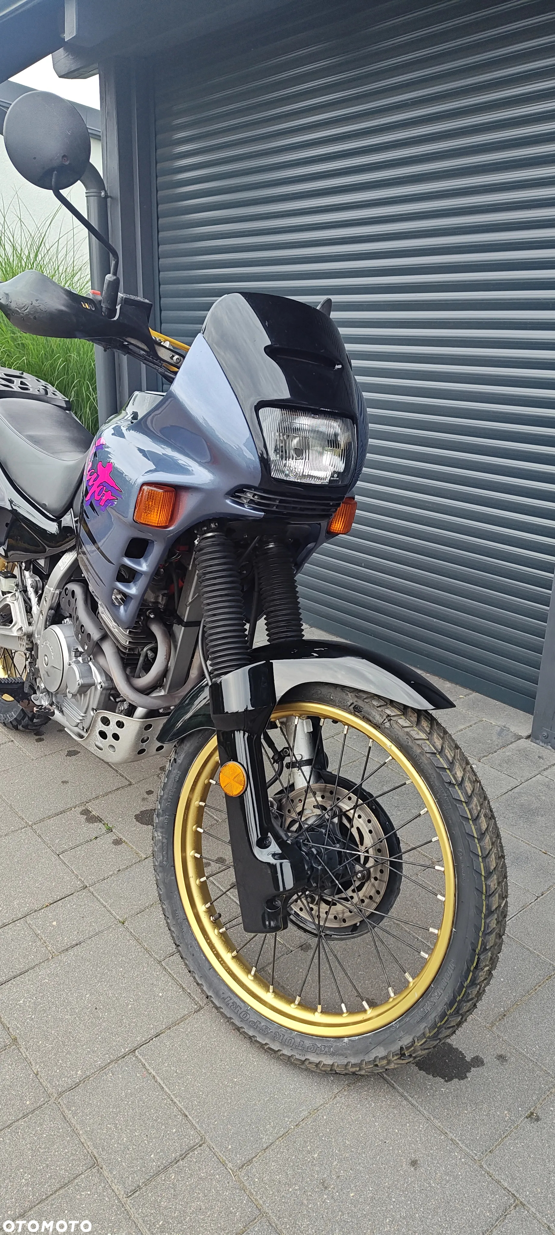 Honda NX