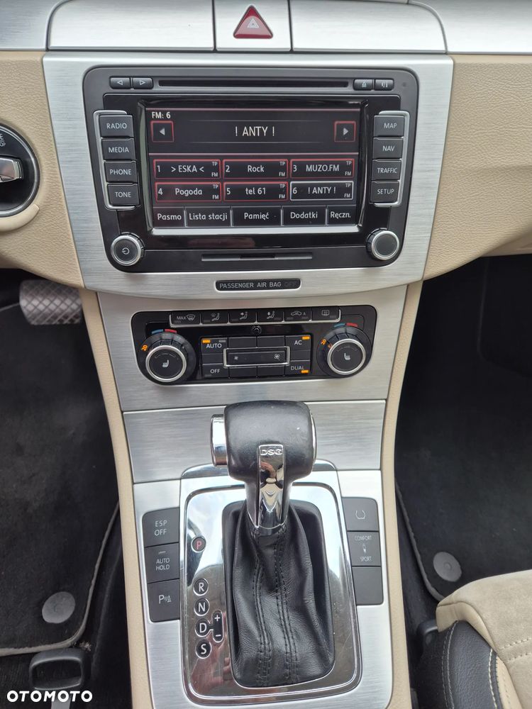 Volkswagen Passat - 6