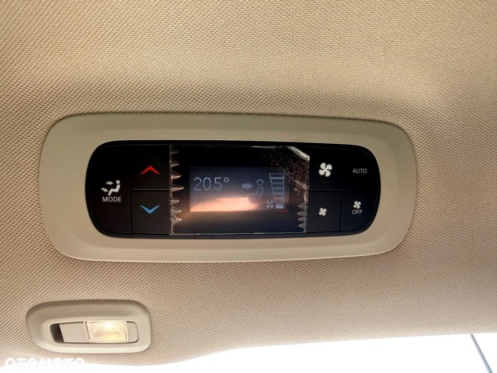 Chrysler Pacifica - 22
