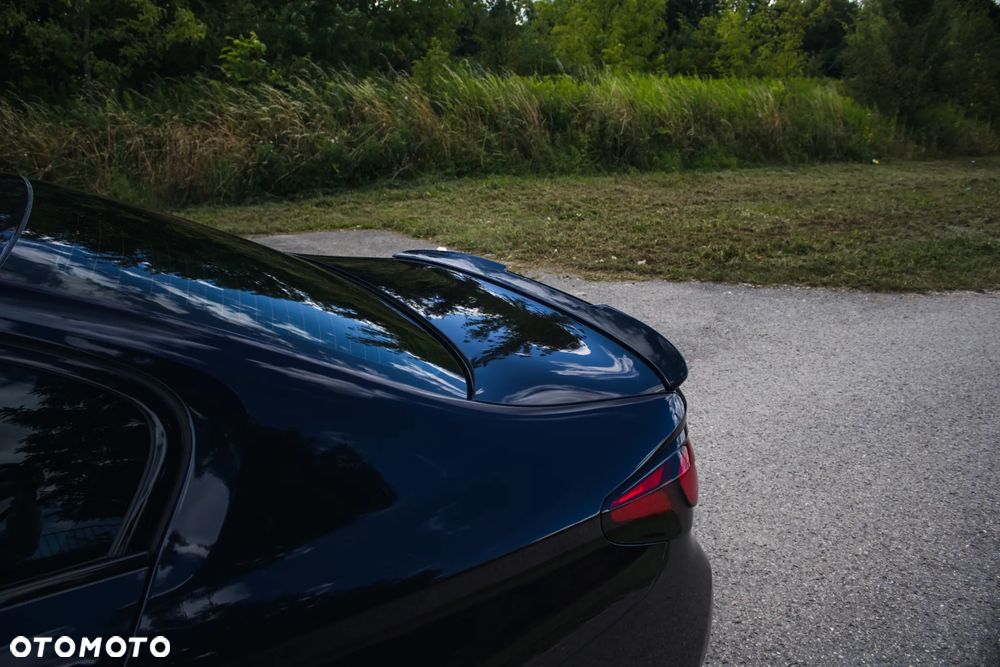 BMW Seria 5 M550i xDrive sport - 4