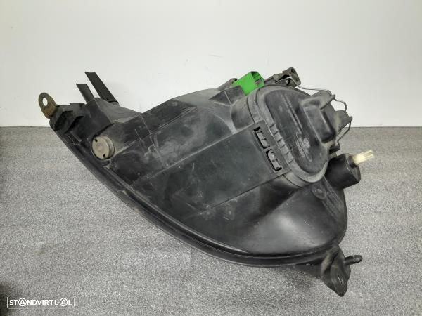 Otica / Farol Dto Ford Ka (Rb_) - 4