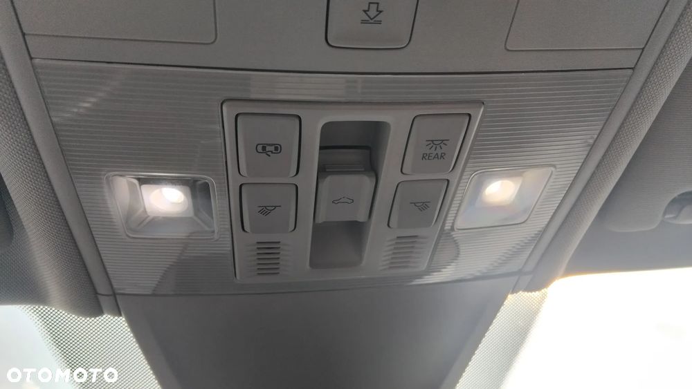 Volkswagen Tiguan - 26