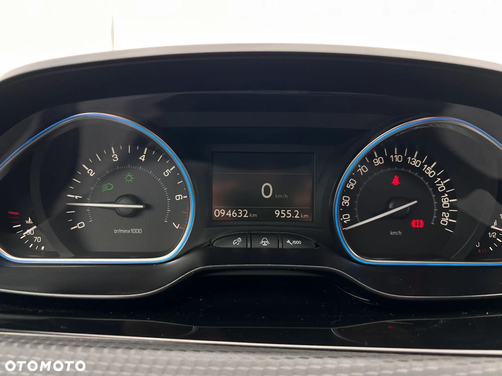 Peugeot 2008 PureTech 110 Stop&Start Allure - 13