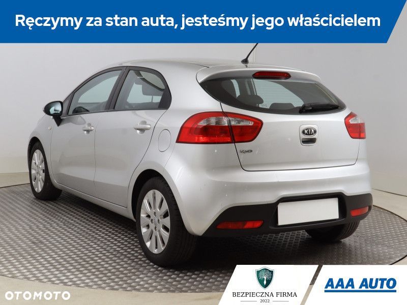 Kia Rio - 6
