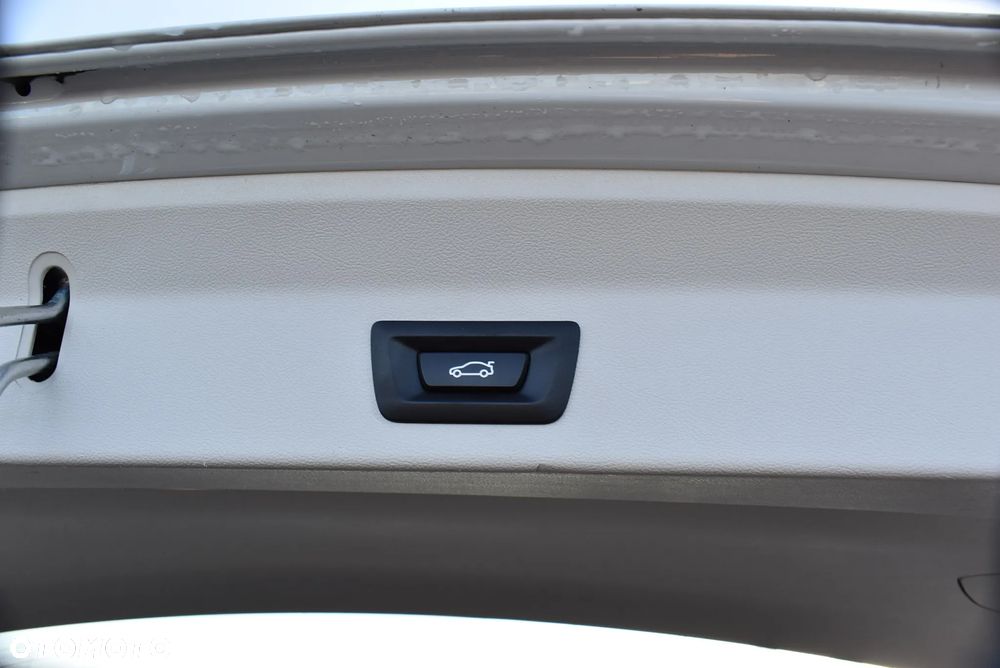 BMW X3 xDrive20i GPF Advantage - 15