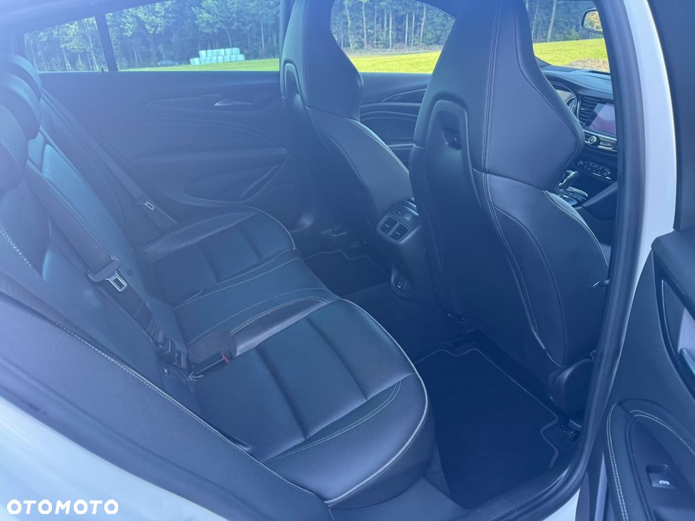 Opel Insignia 2.0 BiTrb D 4x4 Automatik Exclusive - 16