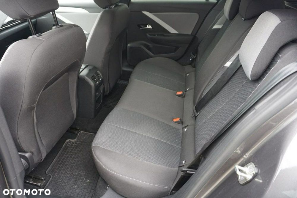 Opel Astra - 10