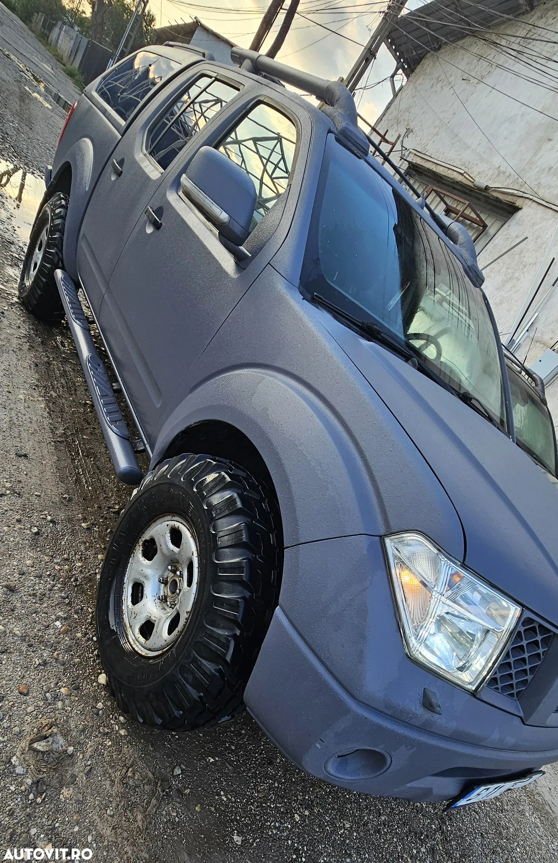 Nissan Navara 2.5 dCi DPF 4X4 Double Cab LE - 13