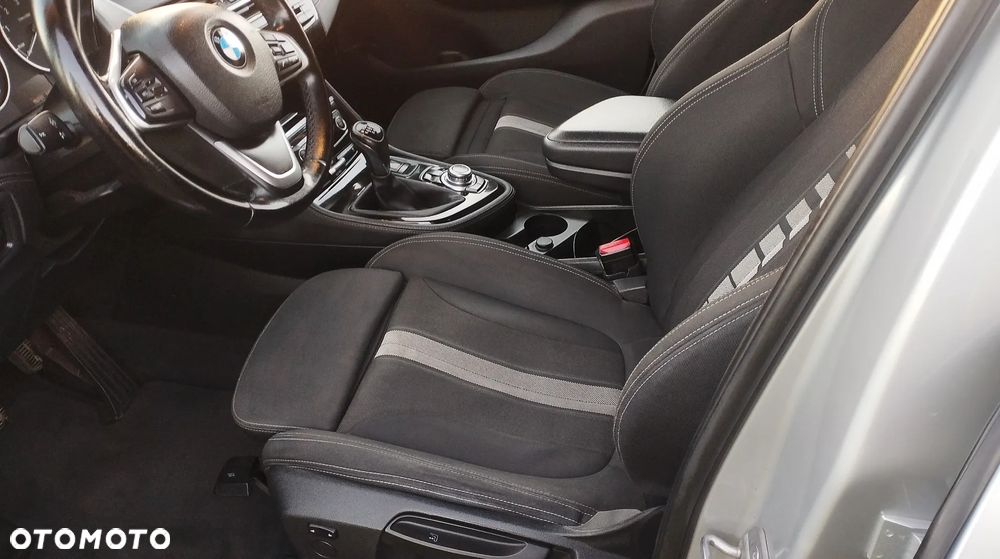 BMW Seria 2 218d Active Tourer - 15