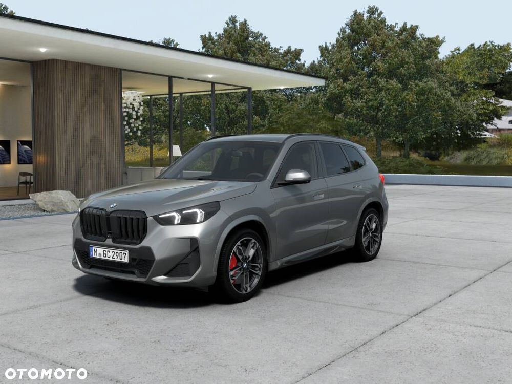 BMW X1 xDrive23i mHEV - 1