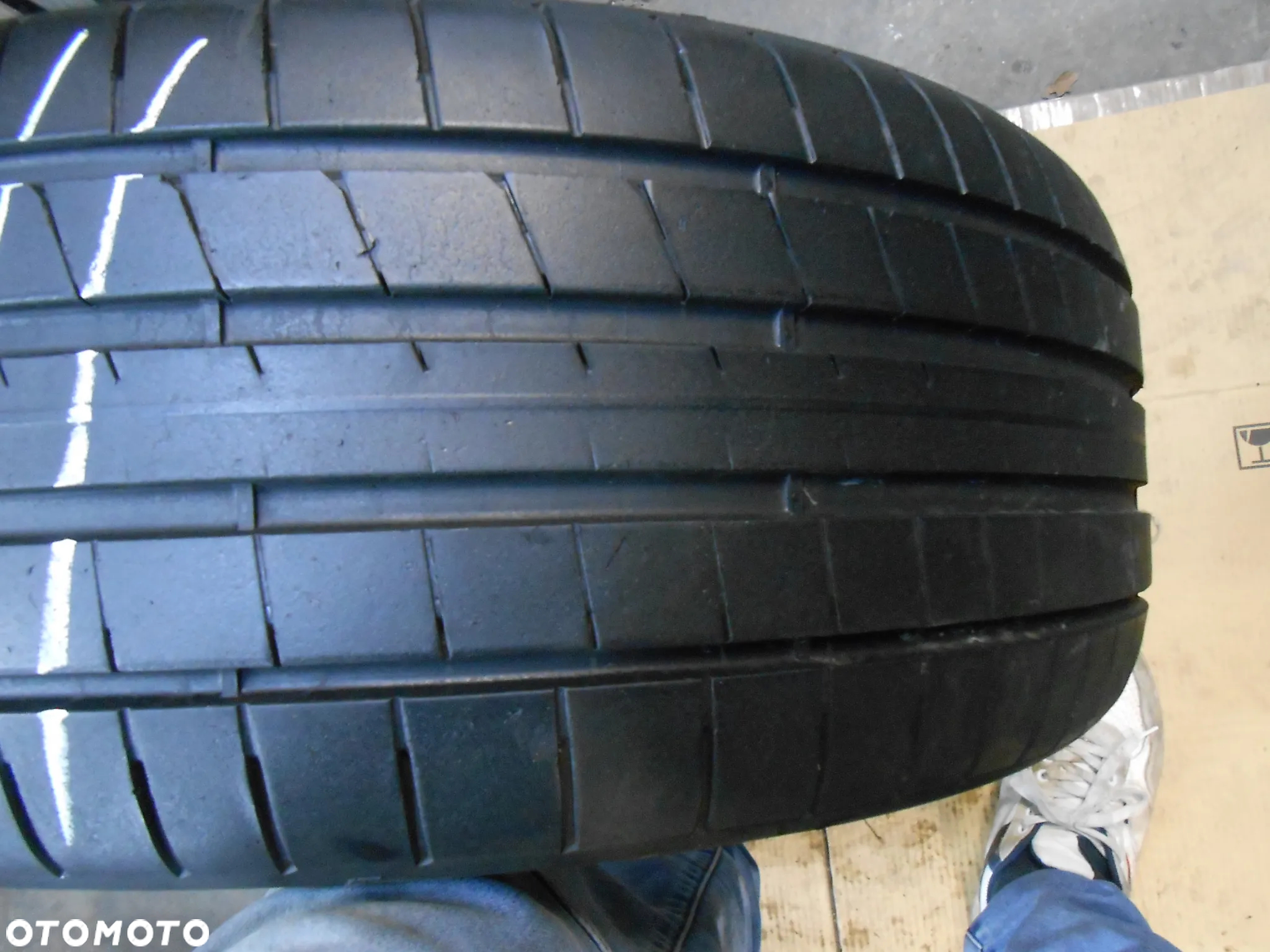 OPONA POJEDYNKA 235/50R18 GOODYEAR EAGLE F1 ASYMMETRIC 3  DOT 0323 7.3MM - 2