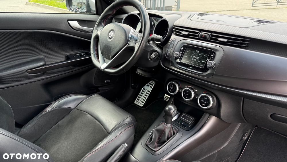 Alfa Romeo Giulietta 1750 TBi Veloce TCT - 30