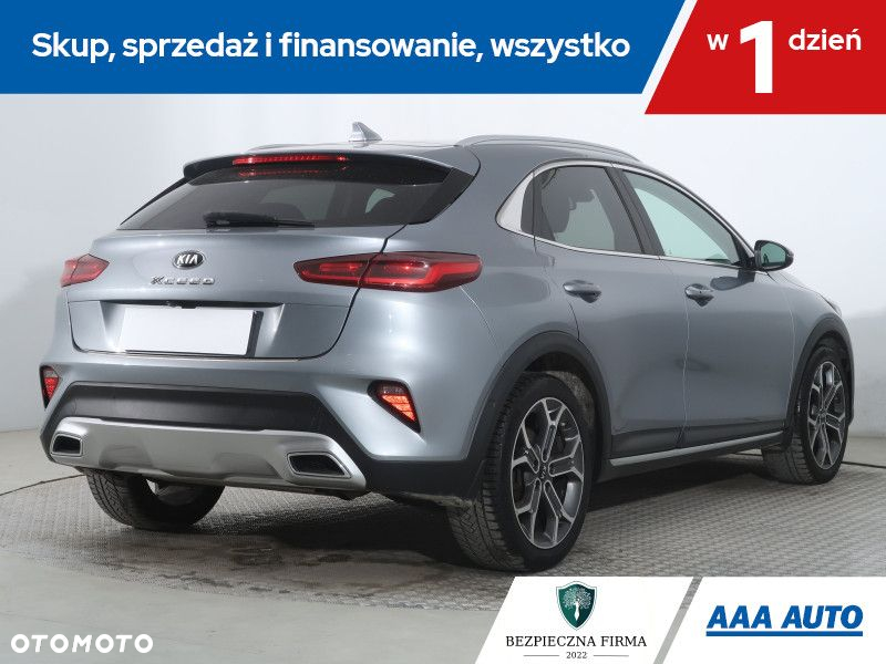 Kia XCeed - 6