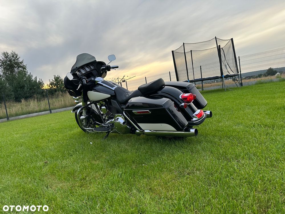 Harley-Davidson FLHT Electra Glide Standard - 5