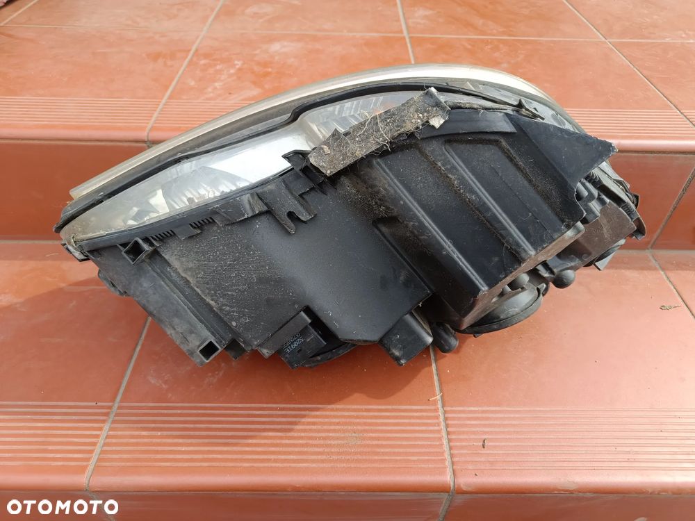 MERCEDES W204 LAMPA LEWA PRZÓD PRZEDNIA H7 EUROPA - 10