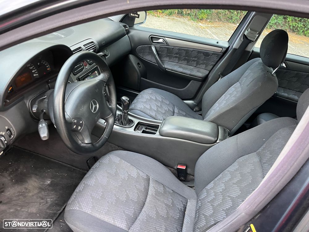 Mercedes-Benz C 220 CDi Avantgarde B340 - 18