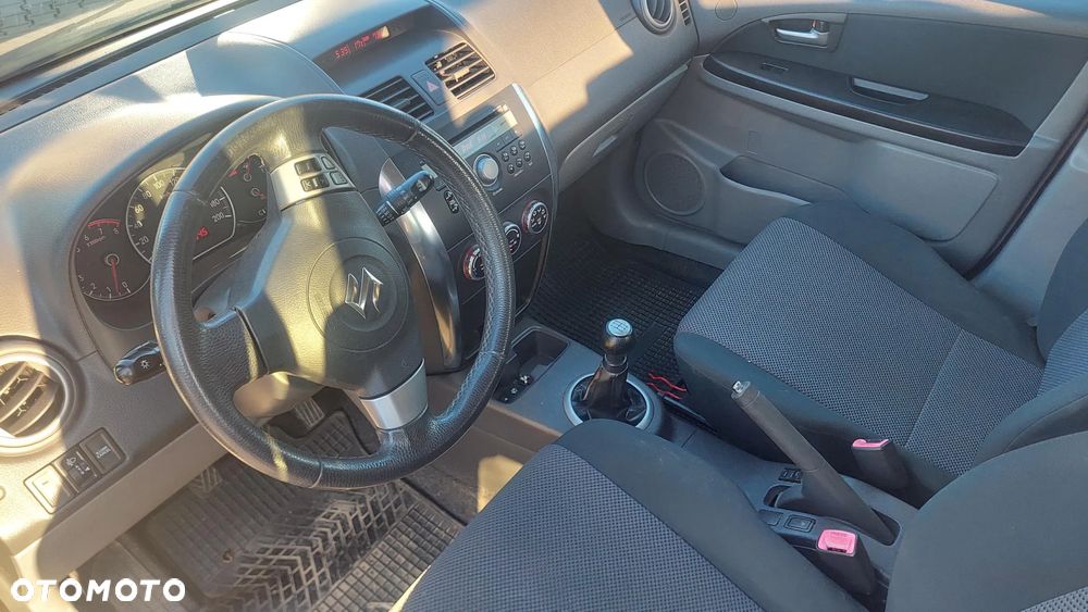 Suzuki Sx4 2008 photo 5