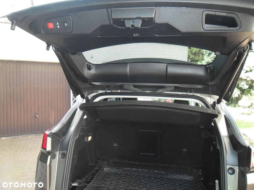 Peugeot 3008 BlueHDi 130 Stop & Start EAT8 Allure Business-Paket - 6