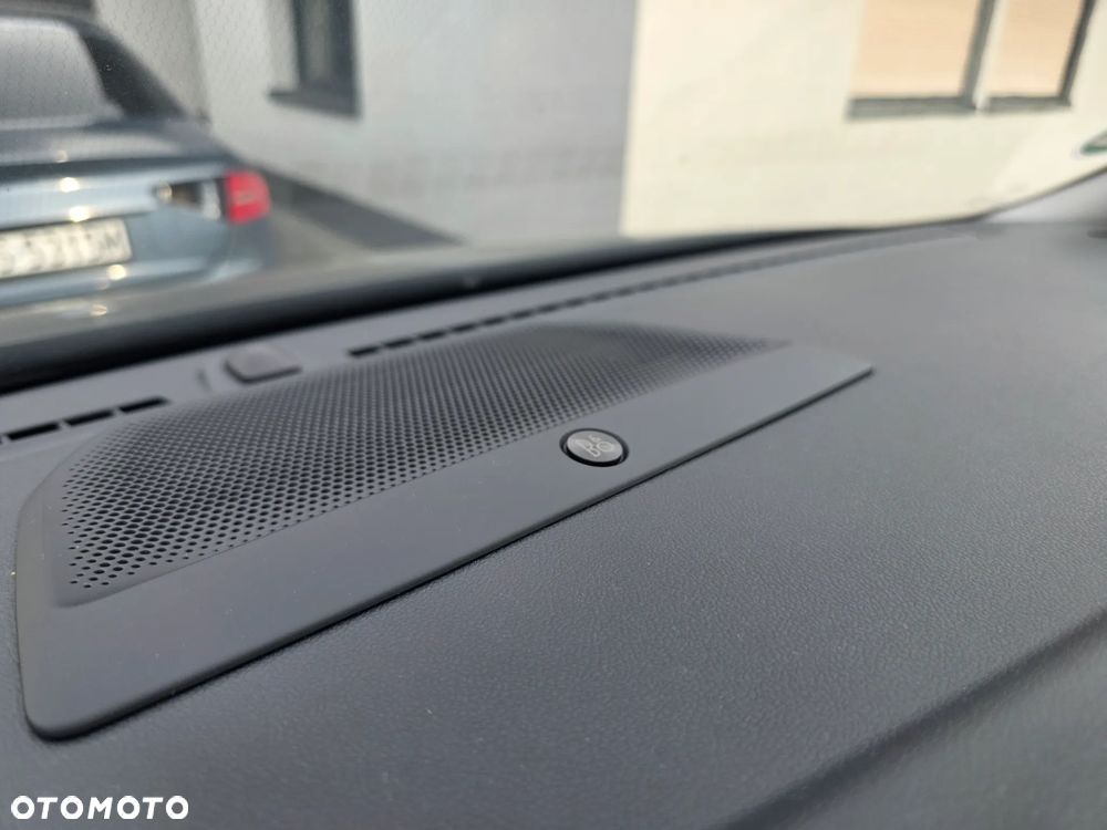 Ford Tourneo Custom 320 L1H1 VA Autm Sport - 11