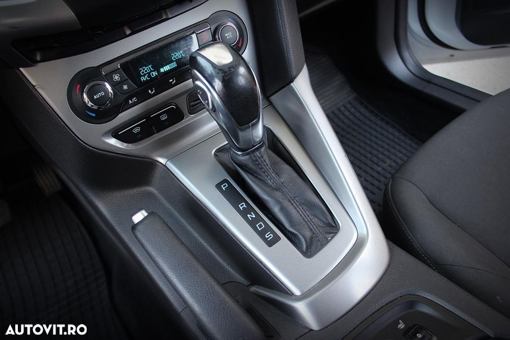 Ford Focus 2.0 TDCi DPF Aut. Titanium - 13