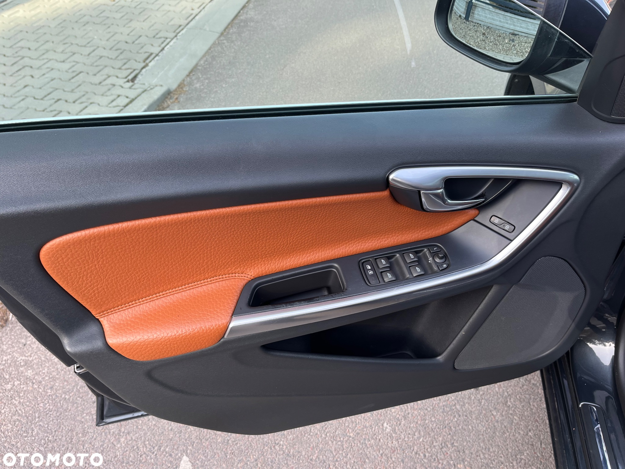 Volvo V60 D3 Geartronic Summum - 15
