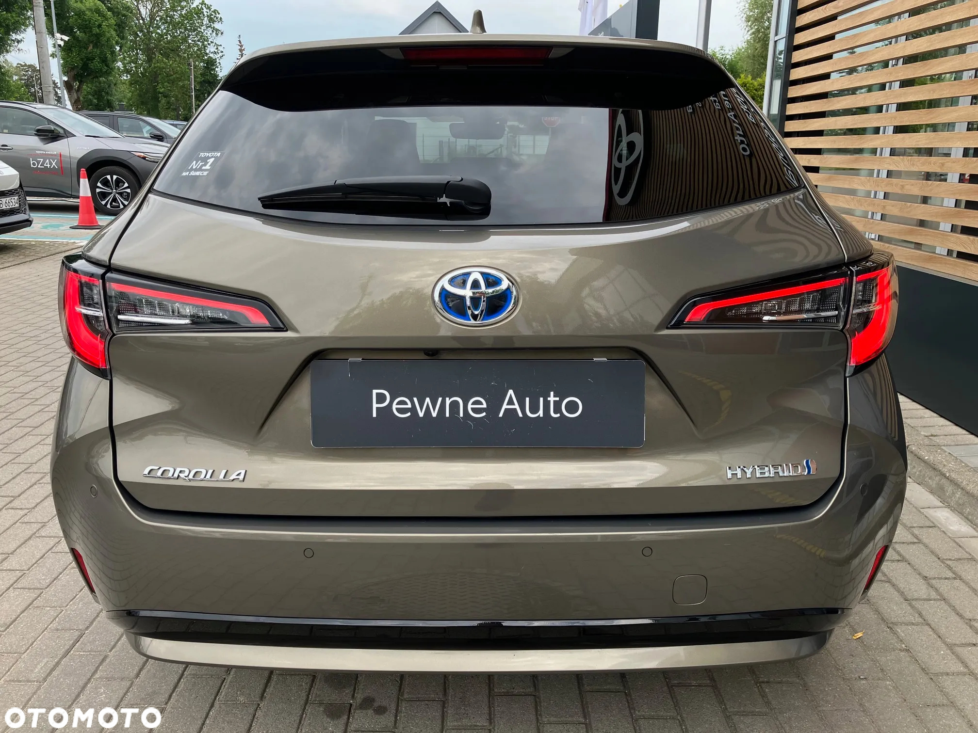 Toyota Corolla 1.8 Hybrid Comfort - 6