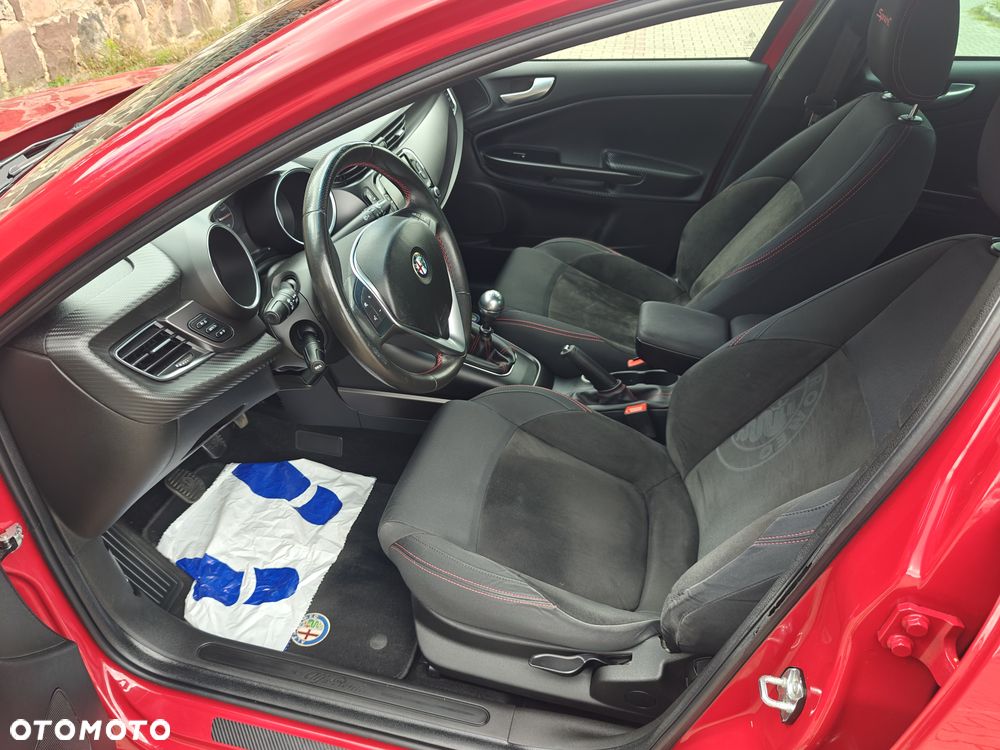 Alfa Romeo Giulietta 1.6 JTDM 16V - 24