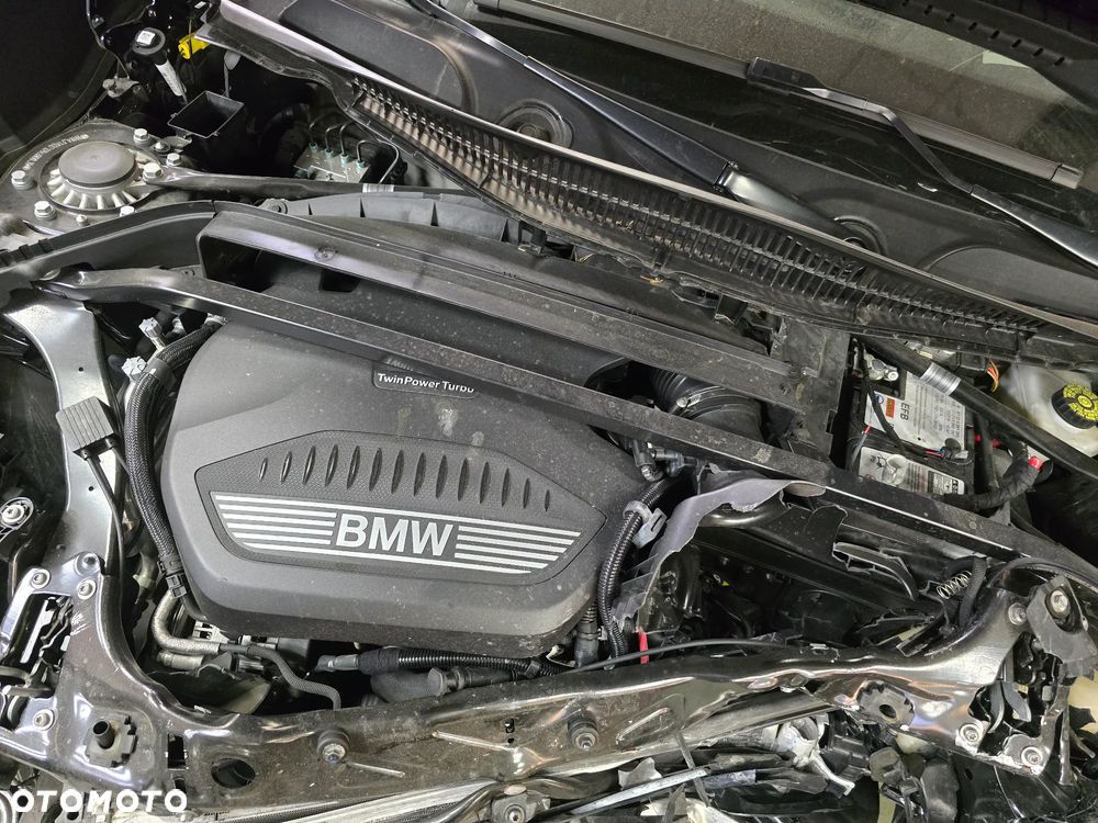 BMW X1 xDrive18d - 10