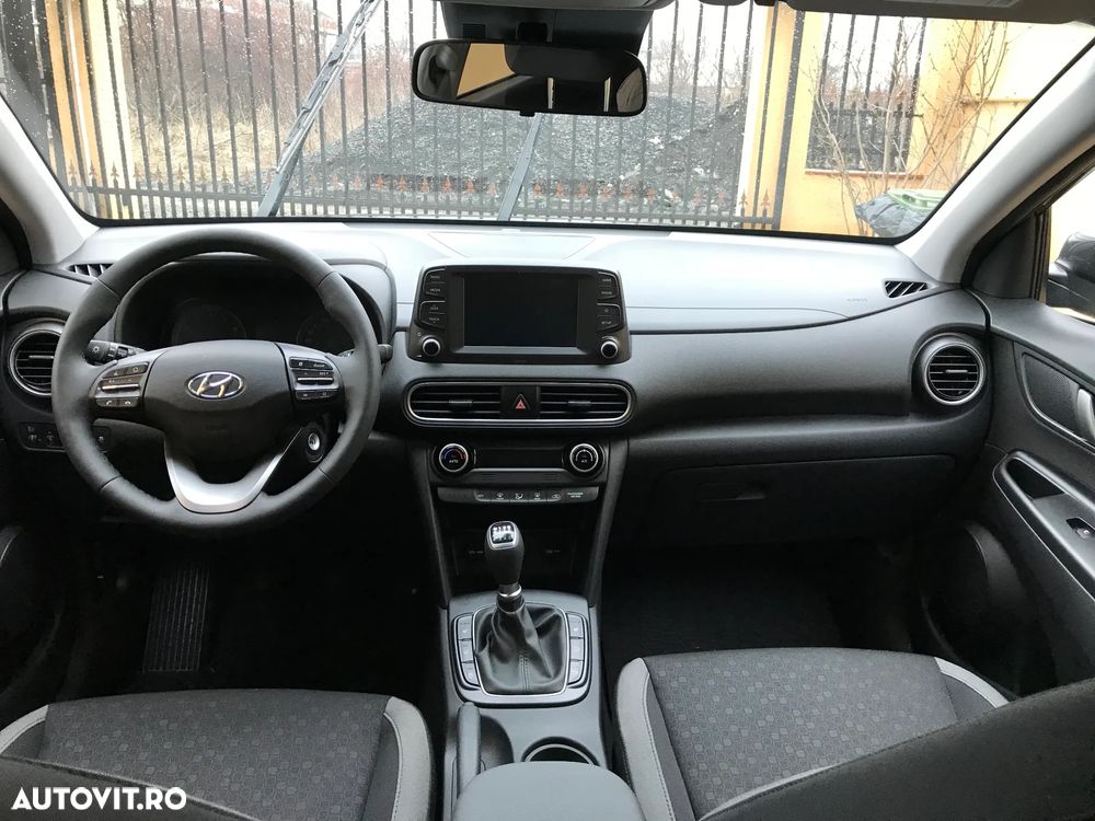 Hyundai KONA 1.0 T-GDI 2WD Highway - 2