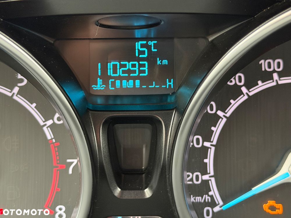 Ford EcoSport - 30
