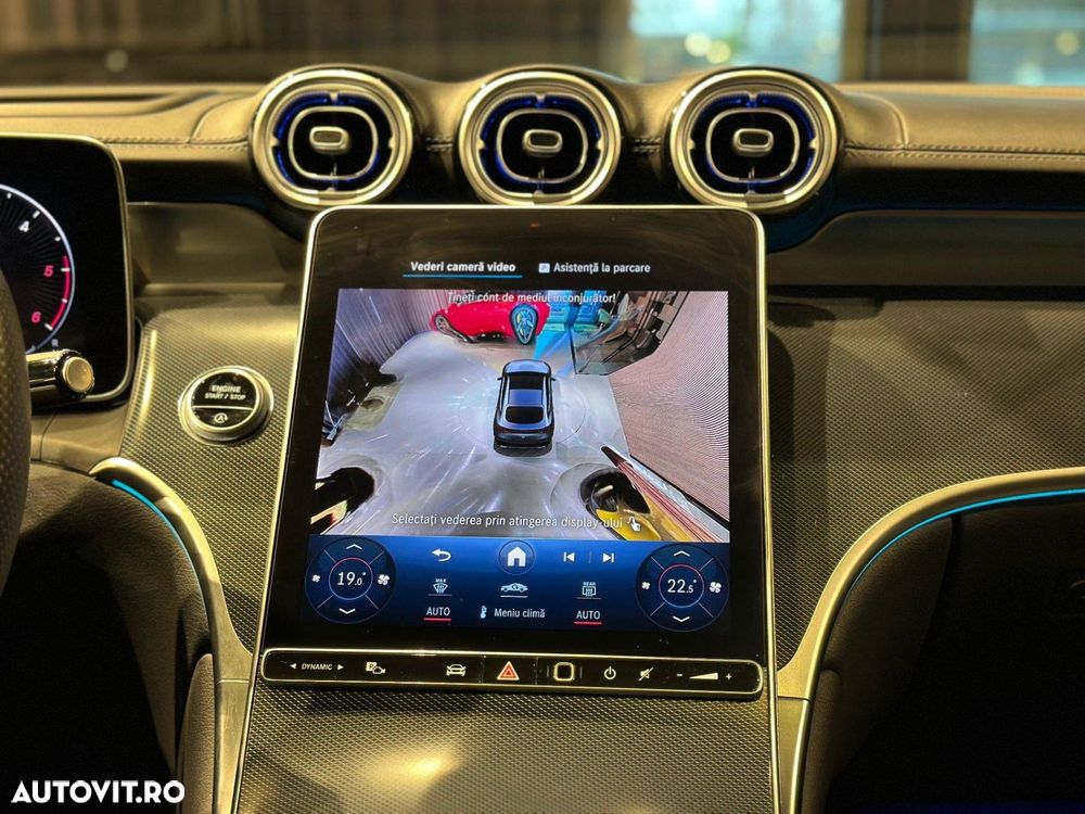 Mercedes-Benz GLC - 33