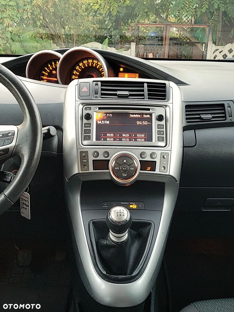 Toyota Verso - 18